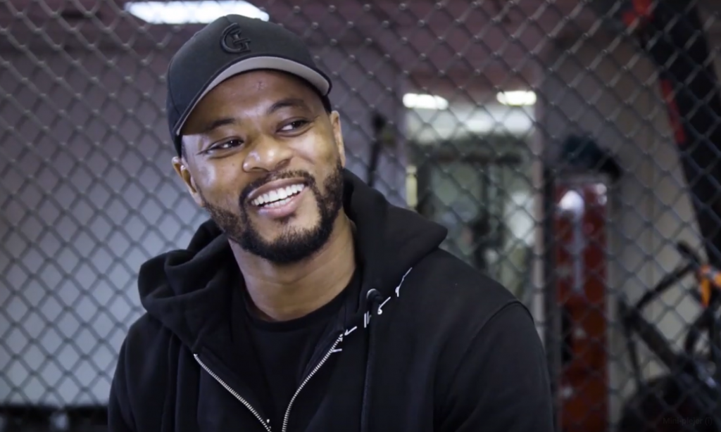 Evra postaje MMA borac: Želim Luisa Suareza u ringu, može i da me ugrize