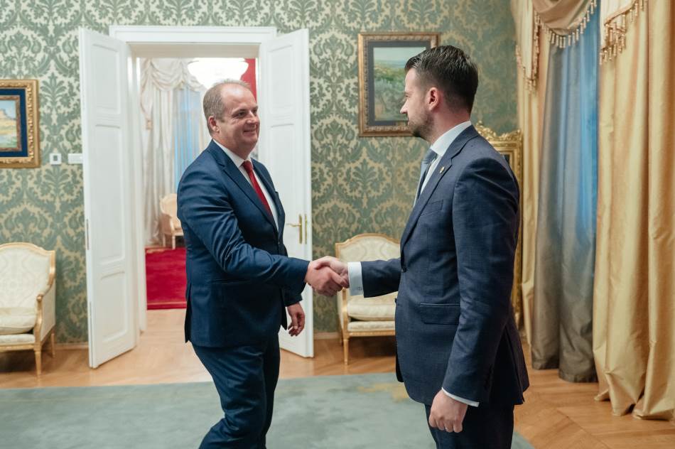 Milatović sjutra u Ulcinju, sastaće se sa Nimanbeguom