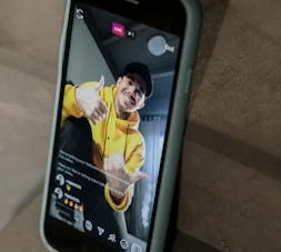 Instagram će koristiti AI da otkrije da li djeca lažu o svojim godinama
