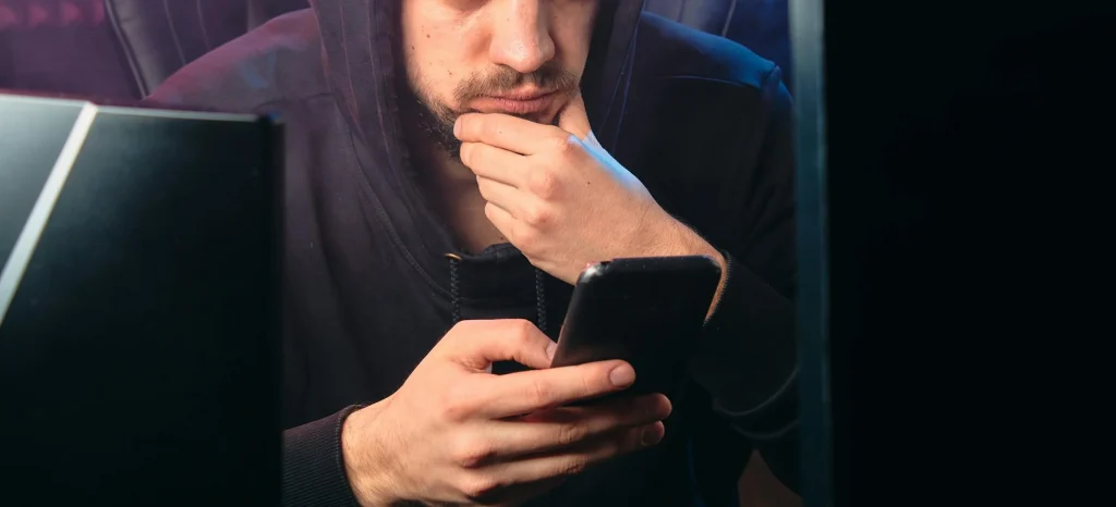 Uhapšen član OKG u Baru: Prijetio bivšoj supruzi preko telefona, pa je vrijeđao ispred zgrade