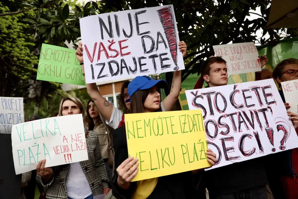 Taktika opozicije u Srbiji se primjenjuje i u Crnoj Gori: Kad ne mogu osvojiti vlast na izborima, kreću protesti protiv investicija