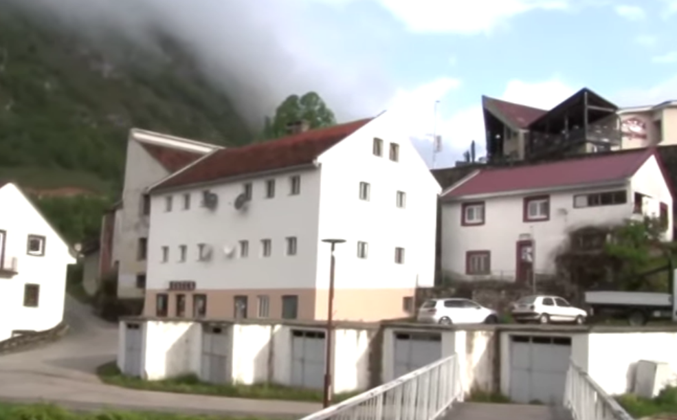 MUP formirao radnu grupu povodom situacije u Šavniku: 371 birač je prebacio prebivalište uoči izbora, a 236 se posle izbora vratilo u svoje opštine; Samo za njih 20 je utvrđeno da zaista borave u Šavniku!