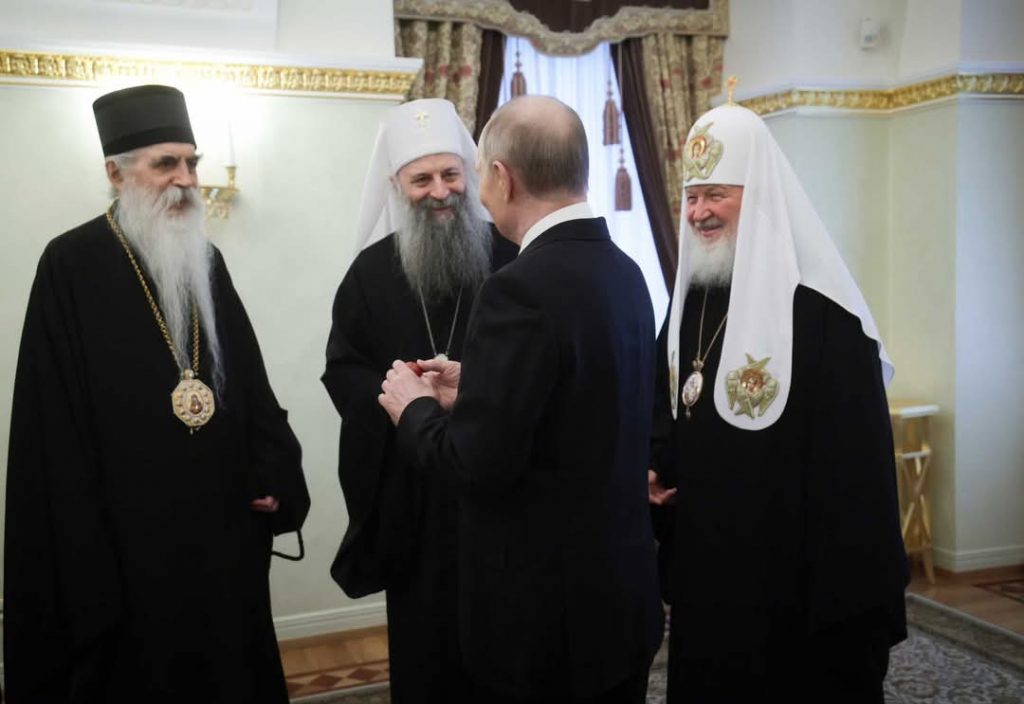 Čitav razgovor patrijarha Porfirija i Vladimira Putina: Zahvalni na podršci u slučaju Kosmeta, Republike Srpske i Crne Gore, izražena nada da će Srbija pobijediti obojenu revoluciju organizovanu od strane Zapada