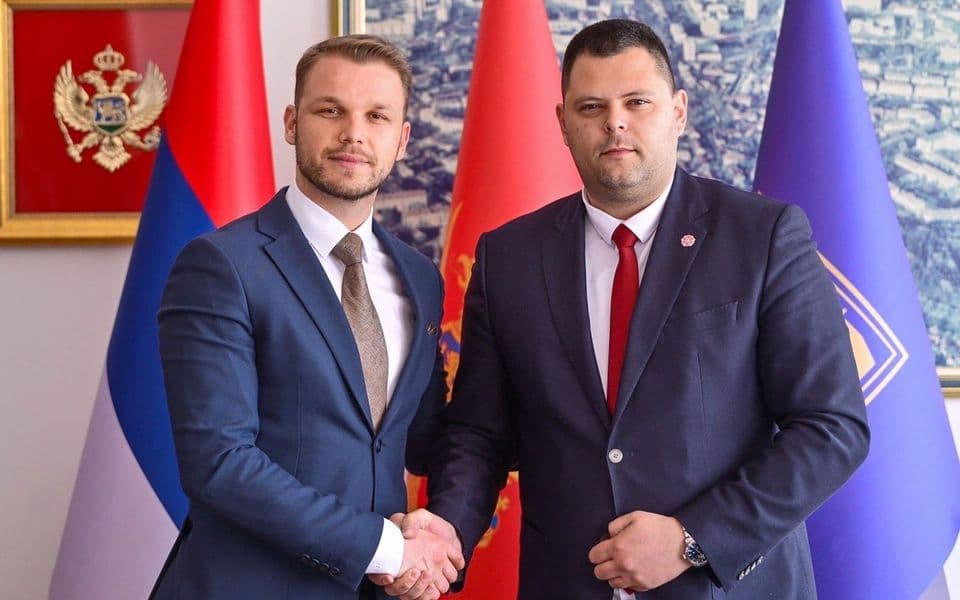 Stanivuković čestitao Kovačeviću: Svaka čast, brate Marko, pobjeda je snažna poruka da srpski narod u Crnoj Gori ostaje vjeran svojim korijenima, vjeri, jeziku…