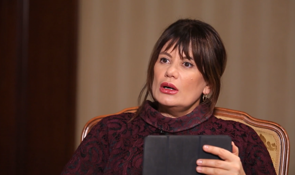 Tamara Nikčević na Gradskoj TV po ugovoru o djelu primala 4.000;  Vlahović, Biserko, Batrićević i Nikolaidis po napisanom tekstu dobijali 150 evra