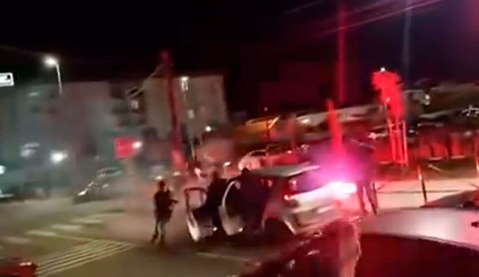 U Tuzima poslije derbija neredi i nemile scene (VIDEO)