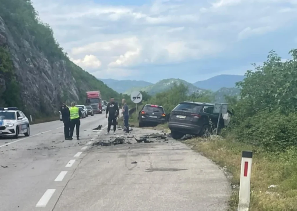 Sudar više vozila na putu Nikšić-Podgorica, ima povrijedjenih (FOTO)