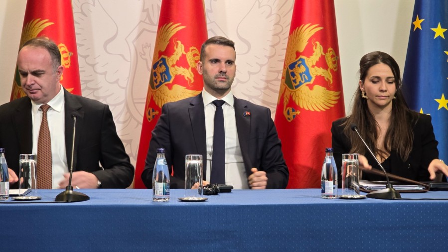Spajić na presu: Sporazum sa Emiratima usvojen na Vladi, biće predložen parlamentu u formi zakona