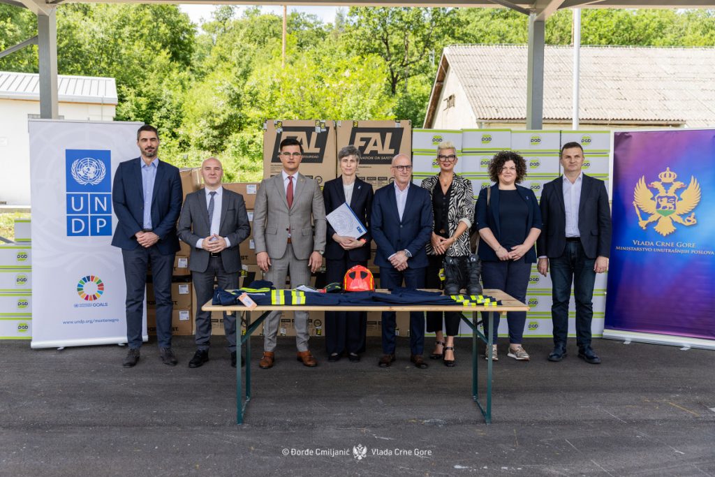 UNDP donirao MUP-u opremu za gašenje požara u vrijednosti preko 50.000 evra