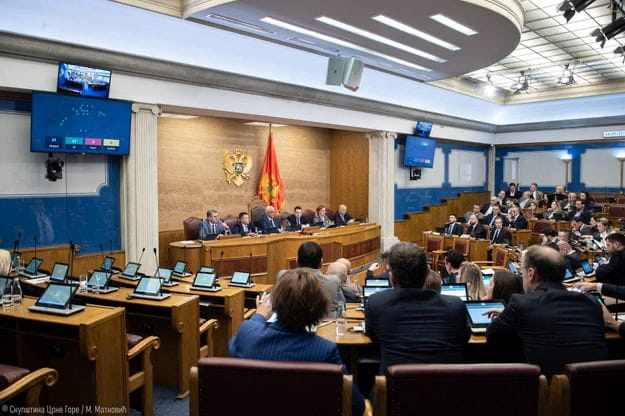 ANKETNI ODBOR ZA „CRNE TROJKE“ RADIĆE BEZ VREMENSKOG OGRANIČENJA: Fokus na 20 neriješenih slučajeva