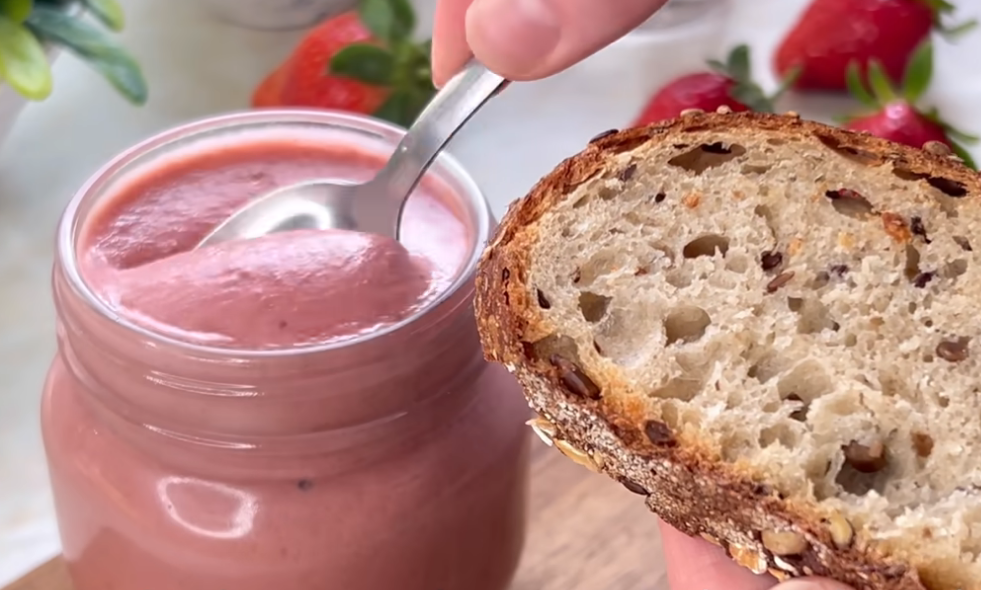 Nutella od jagoda je blaženstvo za nepca: Posramiće onu iz prodavnice!