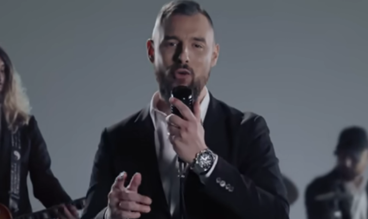 Nemanja Stevanović se sa porodicom preselio u Bečiće: Život na moru je bila želja svih nas