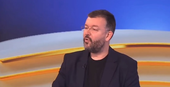 Antić: Elita više nije nosilac razvoja zemlje, već klasa suprotstavljena narodu