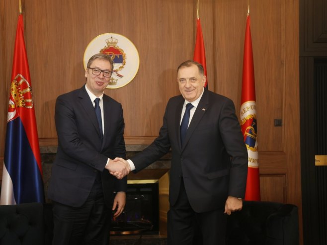 Dodik razgovarao sa Vučićem: Stabilna i jaka Srbija je interes cjelokupnog srpskog naroda