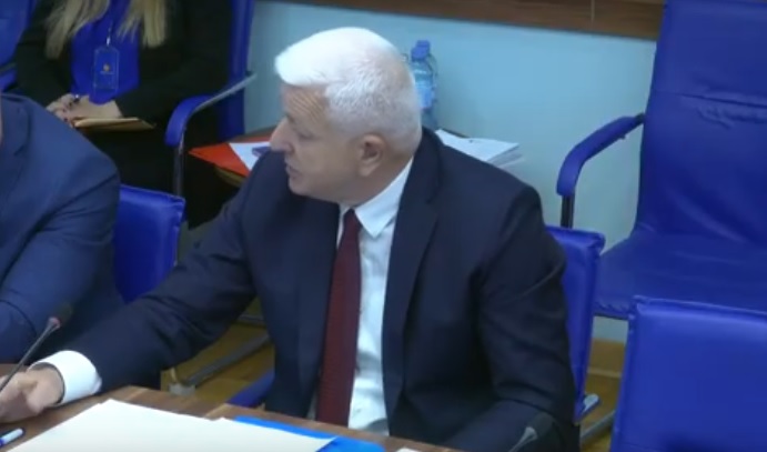 Medojević: Kako je Marković stekao milone eura, stan u Dubaiju?