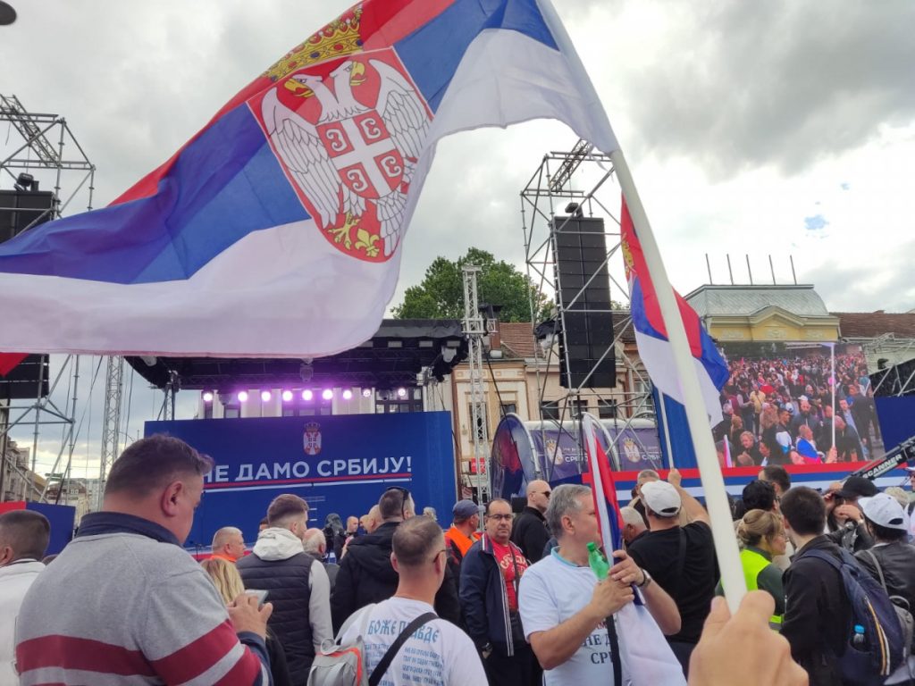 Očekuje se početak Svenarodnog sabora u Nišu, ljudi pristižu iz svih krajeva Srbije!