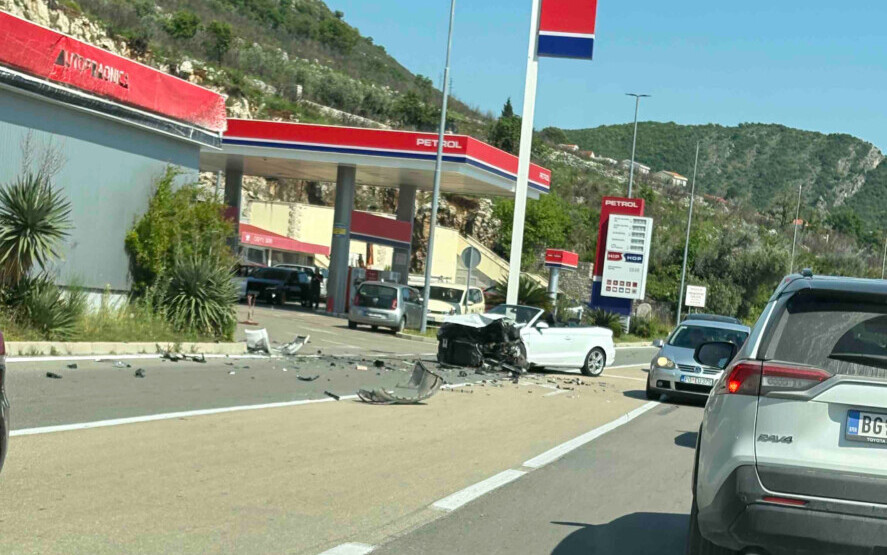 Udes u Reževićima, povrijeđeno četvoro državljana Srbije