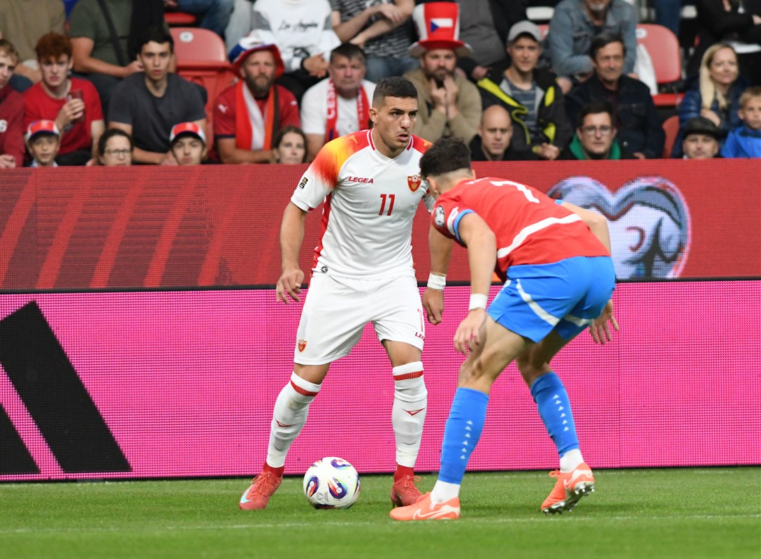 Fudbaleri Crne Gore Nikola Krstović