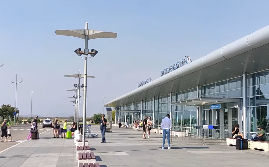 AERODROMI DRMAJU VLADU, KO JE PRAVI GAZDA