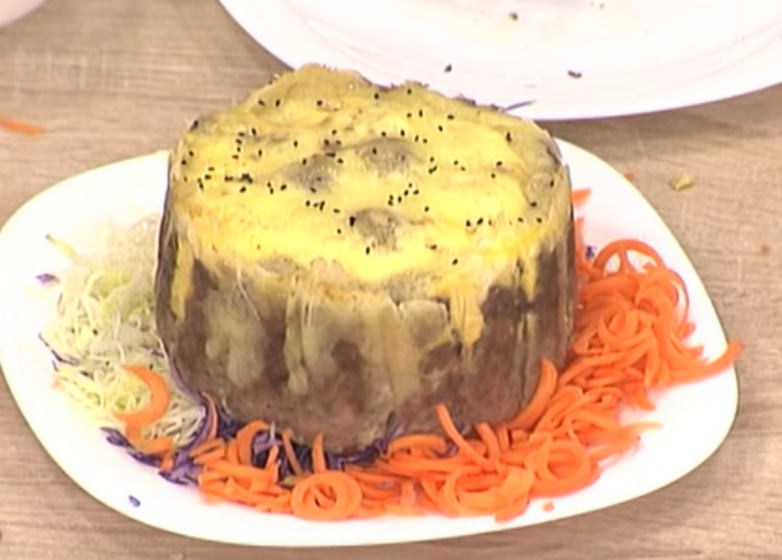 Torta od ćevapa osvojila je svijet! Recept namijenjen samo istinskim gurmanima
