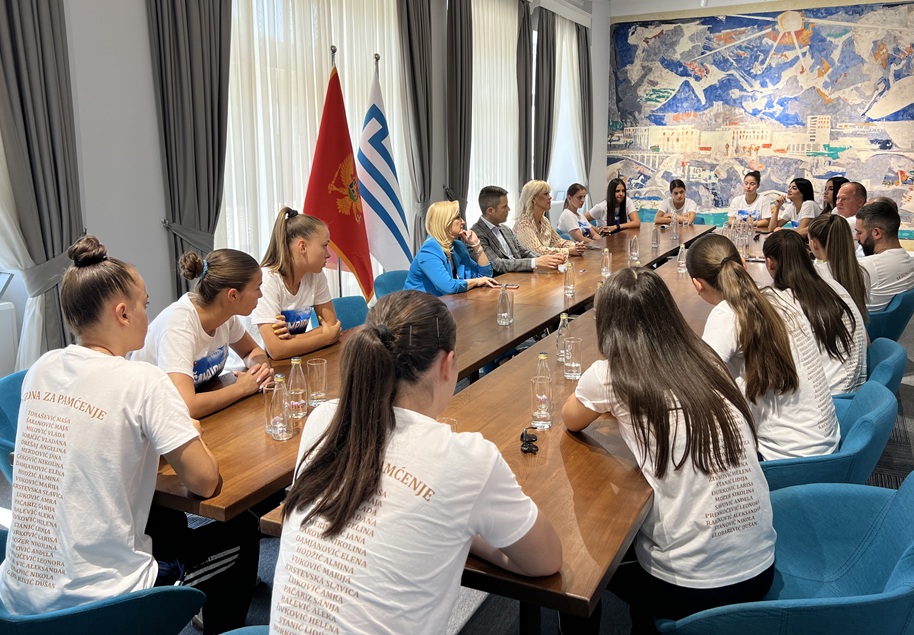 Podrška Glavnog grada za šampionke: Upriličen prijem za fudbalerke ŽFK Budućnost