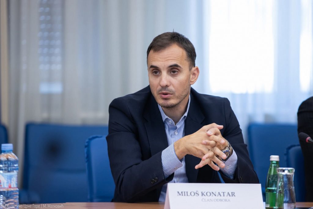 Konatar: Aerodrom u Podgorici treba da ostane u državnom vlasništvu, koncesija na tivatski