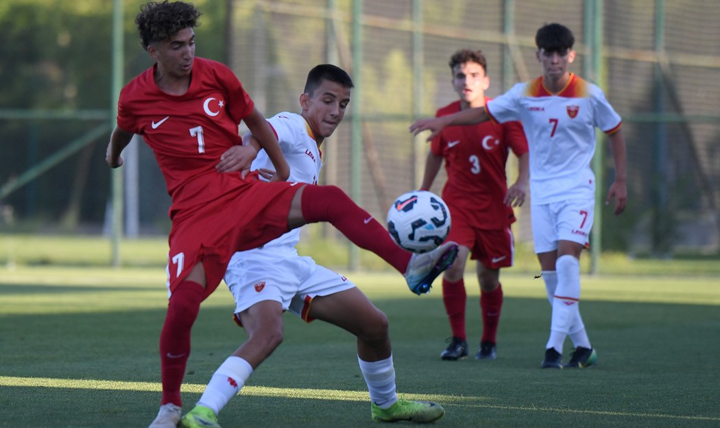 mlađa kadetska fudbalska reprezentacija crne gore