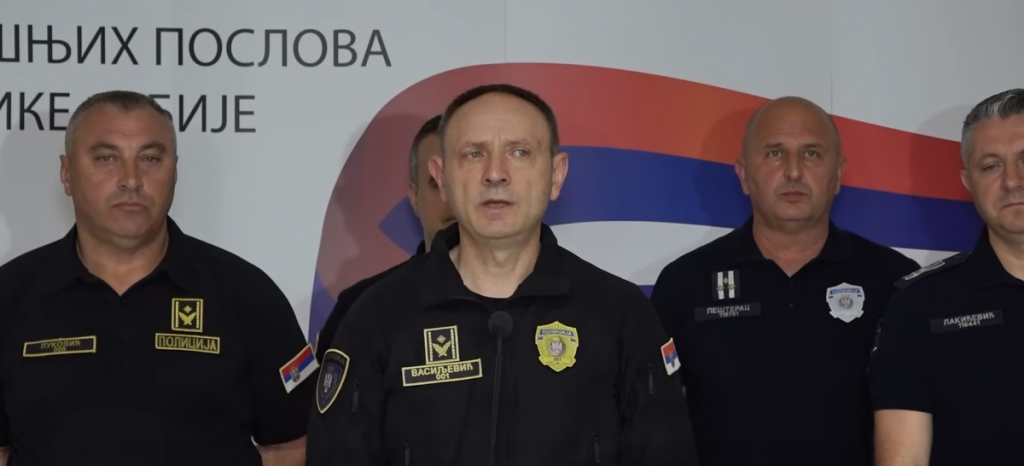 Pomoćnik direktora srpske policije: Tokom jučerašnjeg dana 89 neprijavljenih okupljanja u Srbiji, privedeno 13 lica