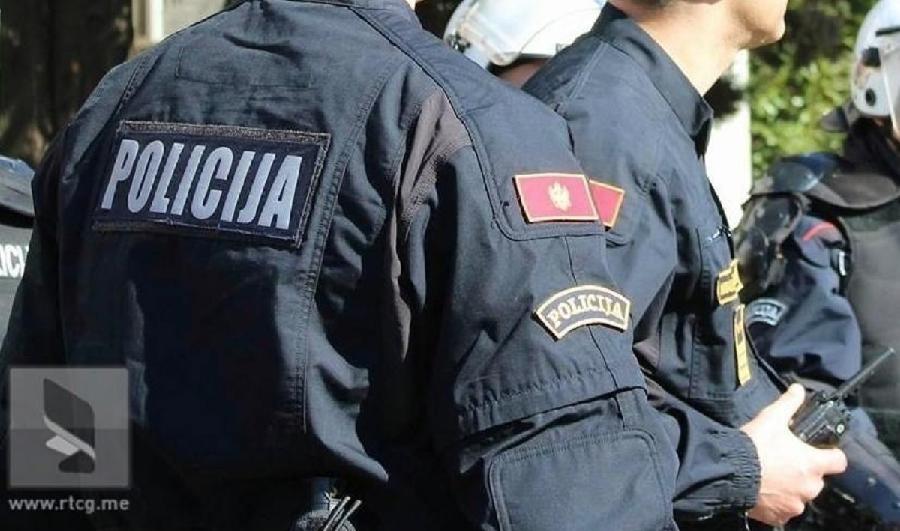 policija