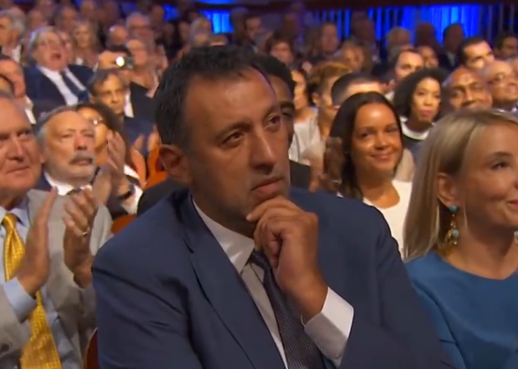 Vlade Divac promijenio bolnicu