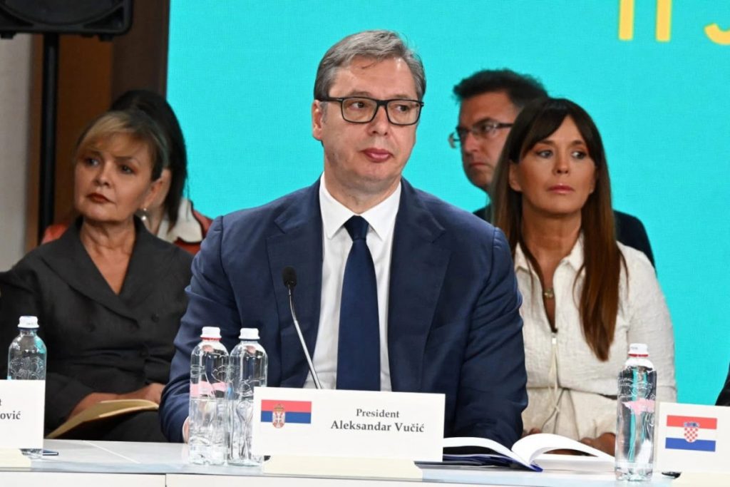 Aleksandar Vučić, svjetski faktor – domaća meta!