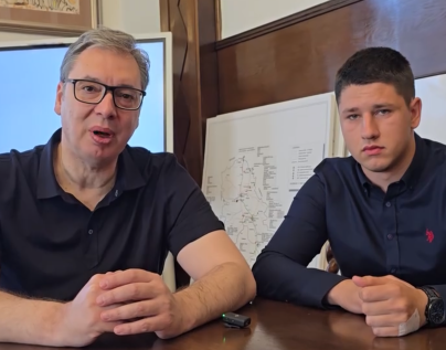 „Bolje Ćaci nego naci“; Vučić sa studentom Milošem Pavlovićem: Podsjetili su nas kako su izgledali Beč i Minhen 30-ih godina, ali je Beograd uvijek bio antifašistički