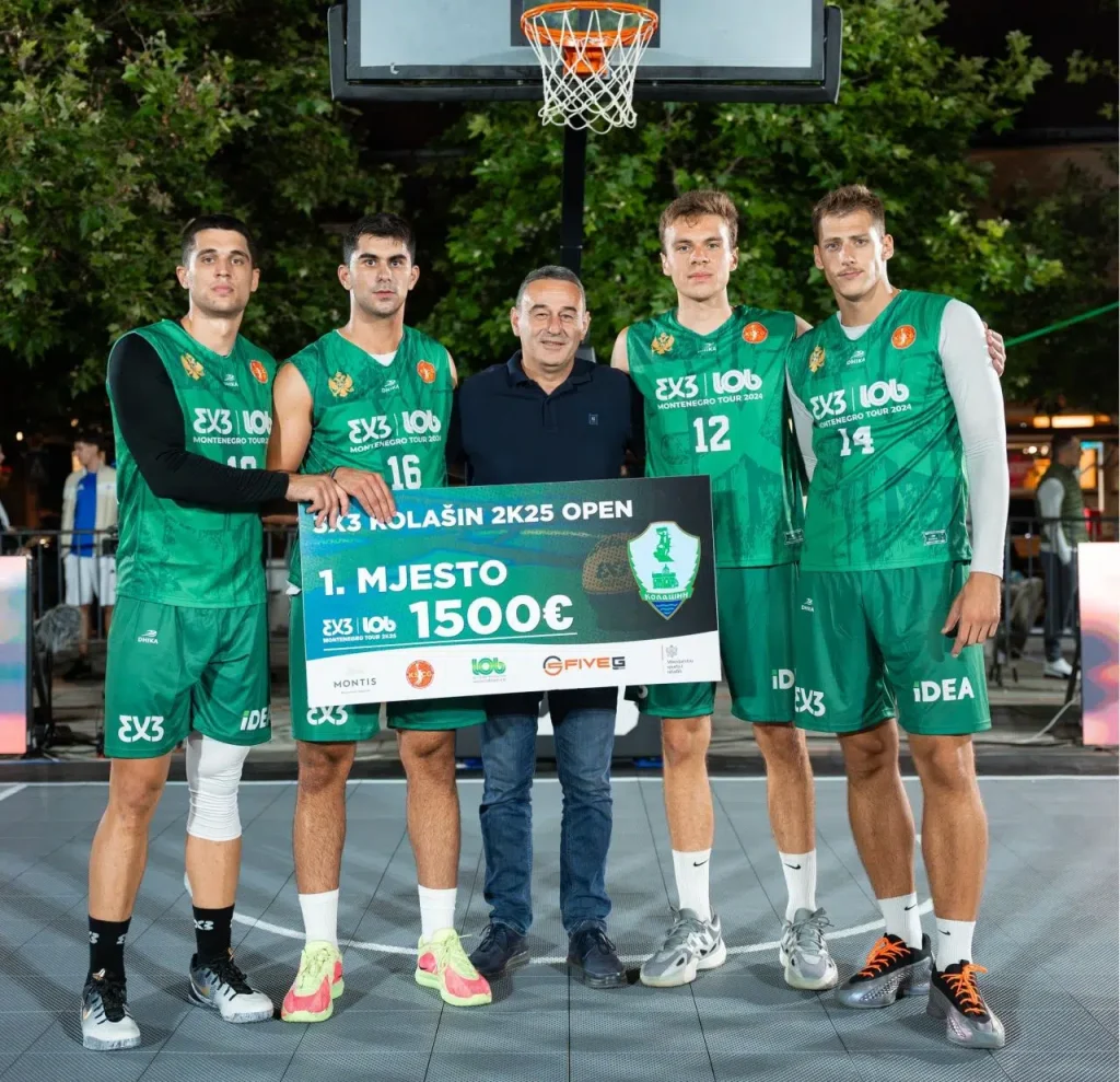 Kolašin: Spektakl košarke na Donjem trgu