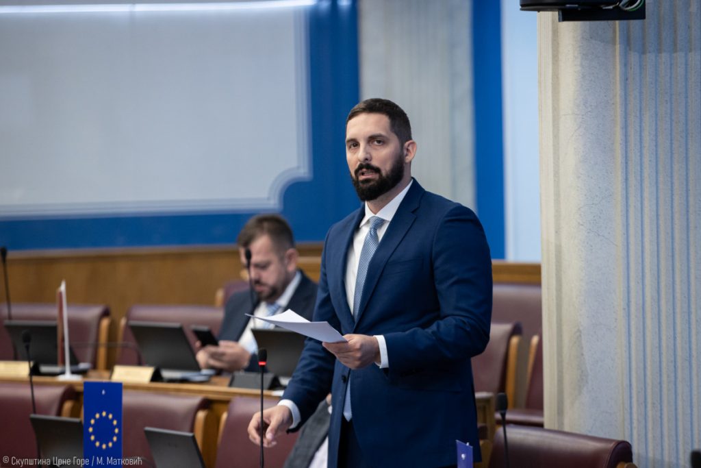 Leković: Odgovornost svakog ko je prekršio zakon nije crtanje meta, nego pravda koje 30 godina nije bilo