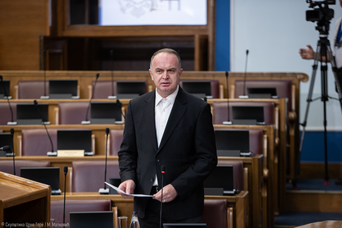 Nik Djeljosaj