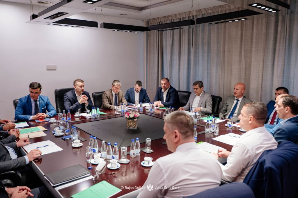 Predložen hitan veting pravosuđa, Zakon o oduzimanju imovine stečene kriminalom do oktobra