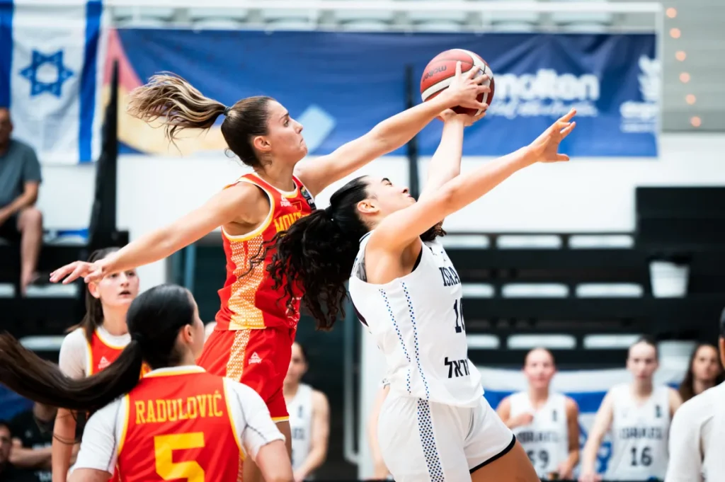 Juniorke sa 2. pozicije u grupi do osmine finala Eurobasketa