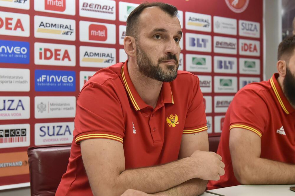 Selektor Boško Radović objavio širi spisak