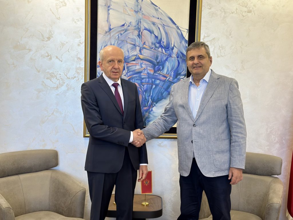 Radunović sa ruskim ambasadorom: Rusija je važan ekonomski partner Crne Gore, nadamo se da će trendovi krenuti uzlaznom putanjom