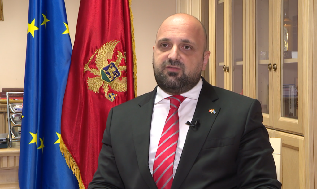 Božović: Nabavka prvog AI servera iskorak ka modernom, efikasnijem i transparentnijem pravosuđu