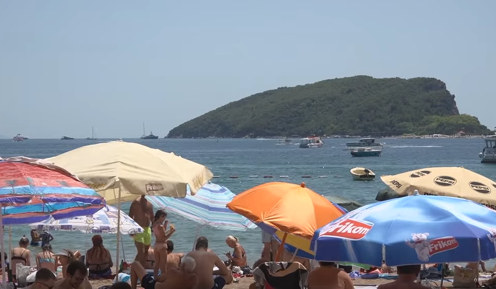 Pojačane mjere policije u Budvi zbog čestih džeparenja
