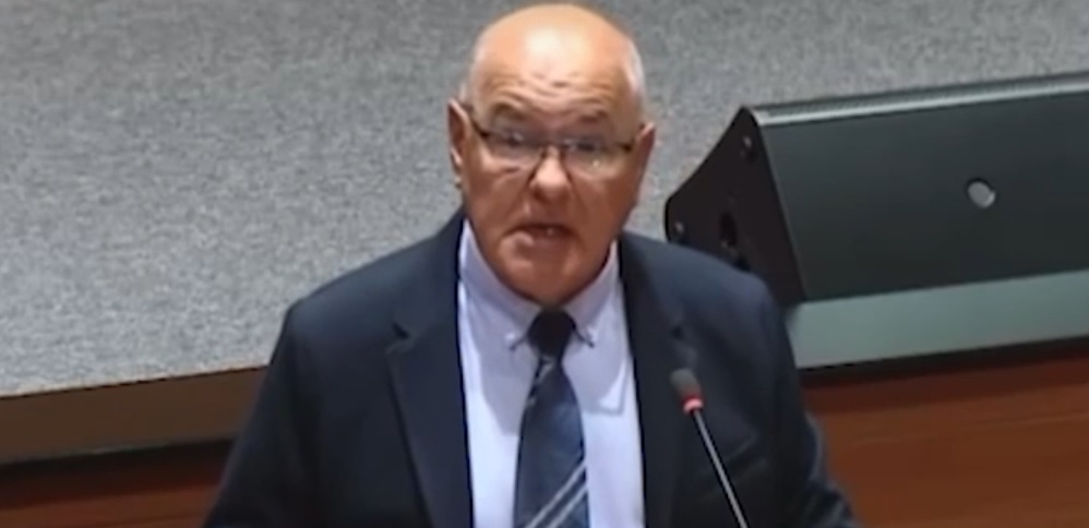 Ustašluk i u hrvatskom Saboru: Poslanik sa govornice uzviknuo „Za dom spremni“!