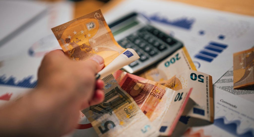Rast budžetskih prihoda: 632 miliona eura za četiri mjeseca