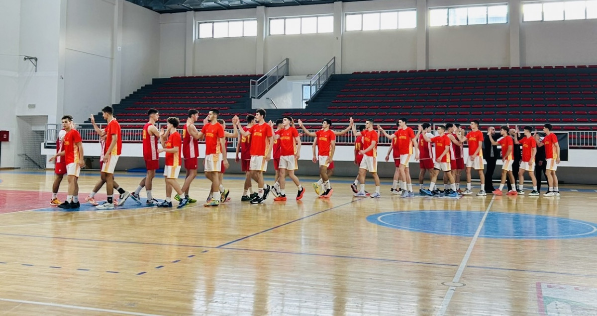juniorska košarkaška reprezentacija crne gore