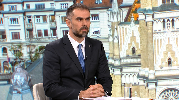 Mićin: Važno da se smire tenzije u Novom Pazaru, napadi na policiju nedopustivi