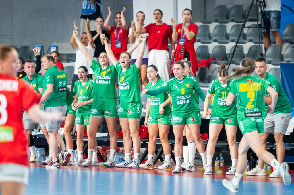 Herojski poraz mladih „lavica“ od vicešampiona svijeta