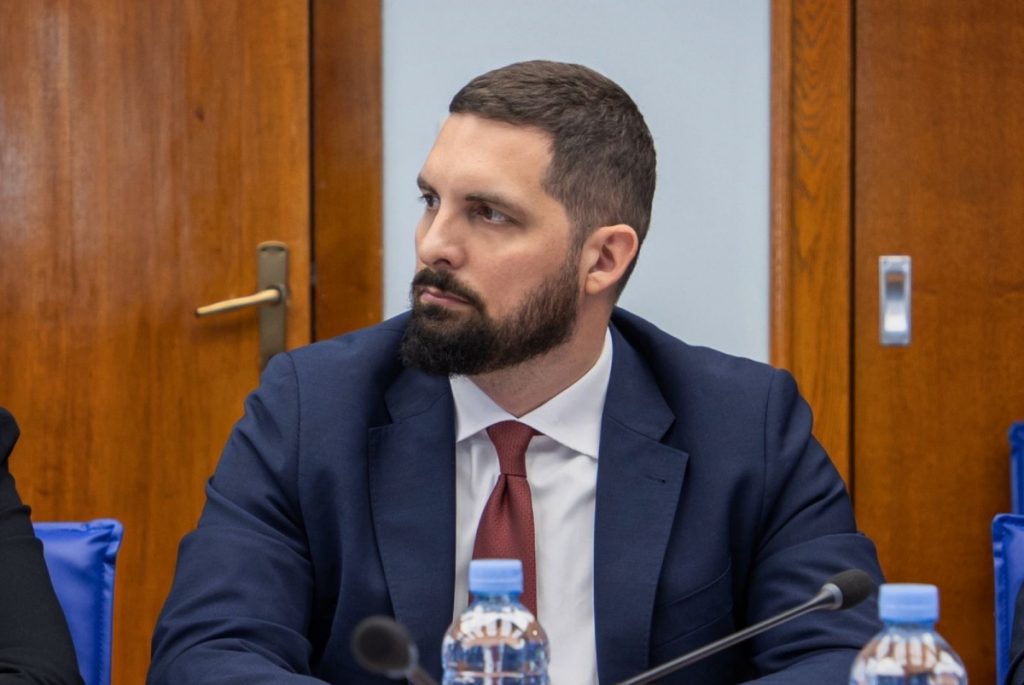 Leković: Što prije sanirati put preko Sutormana