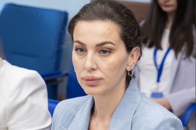 nađa laković