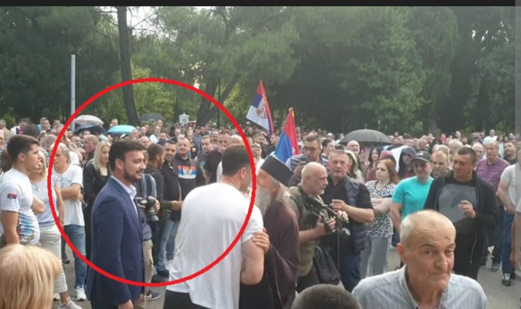 Nekad u prvim redovima protiv rezolucije o Srebrenici danas ćute na gaženje prava Srba u regionu od strane Sarajeva!