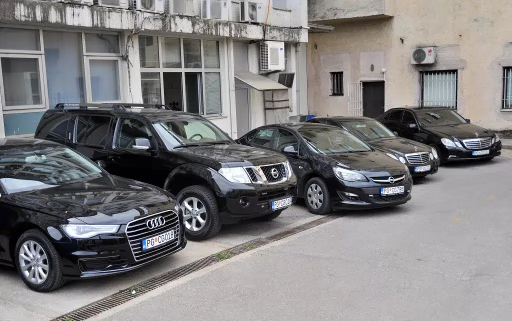 sluzbena-vozila-foto-dan-jpg